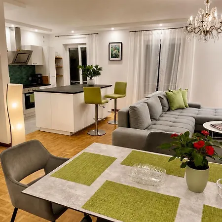 Delux-apartment In *